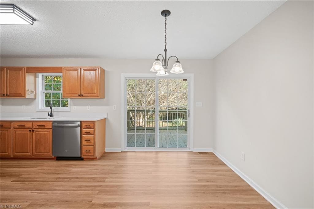 Stick/Site Built at 125 Cloverfield Court, Winston-Salem NC 27127, Winston-Salem, photo 28 of 42