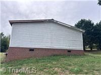 Manufactured Home at 198 Bryant Road, Morganton NC 28655, photo 4 of 5