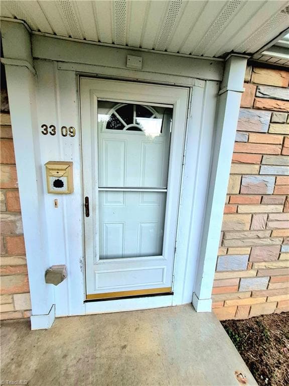 Stick/Site Built at 3309 Heitman Drive, Winston-Salem NC 27107, photo 3 of 11