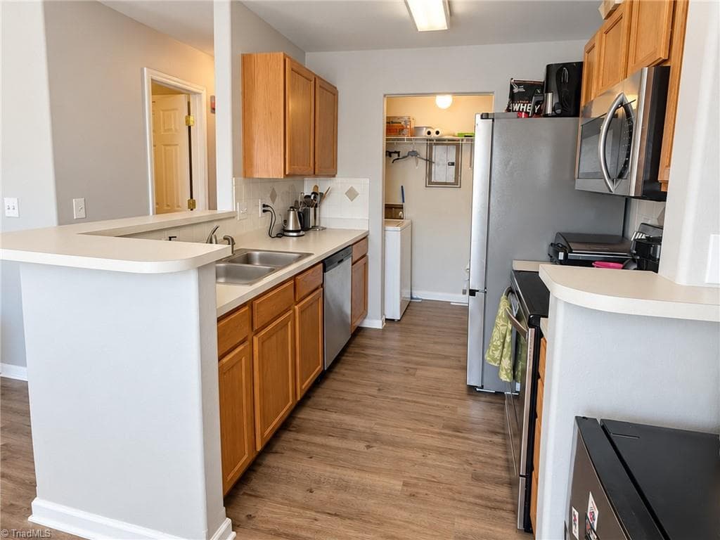 Stick/Site Built at 5205 Lambeth Farm Lane, Kernersville NC 27284, photo 13 of 46