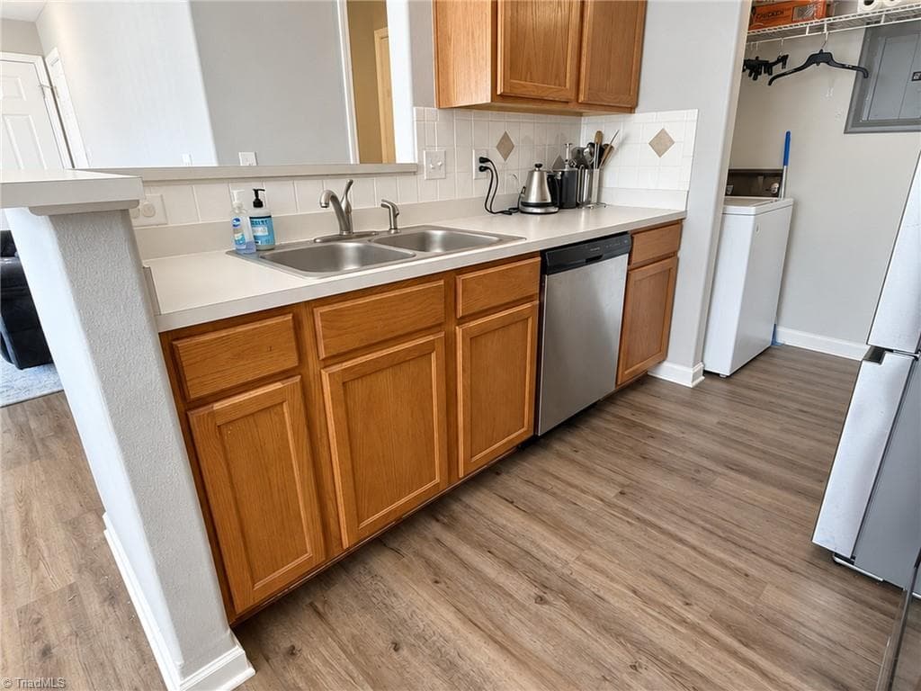 Stick/Site Built at 5205 Lambeth Farm Lane, Kernersville NC 27284, photo 15 of 46