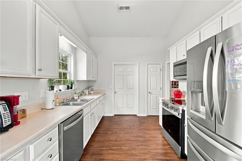 Stick/Site Built at 2619 Pepperstone Drive, Graham NC 27253, photo 6 of 32