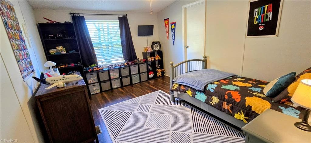 Manufactured Home at 330 Keystone Drive, Summerfield NC 27358, photo 22 of 39