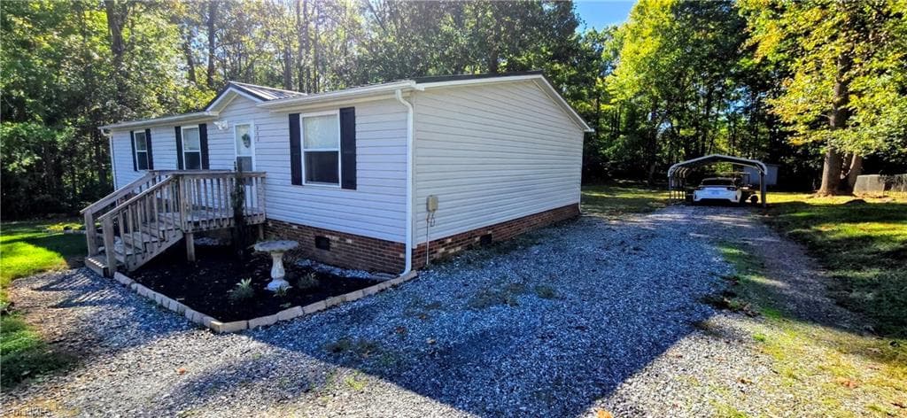 Manufactured Home at 330 Keystone Drive, Summerfield NC 27358, photo 33 of 39