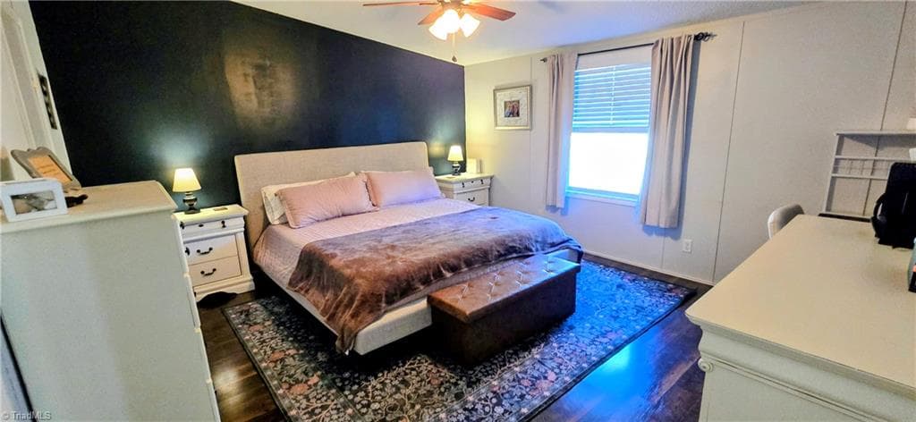 Manufactured Home at 330 Keystone Drive, Summerfield NC 27358, photo 15 of 39