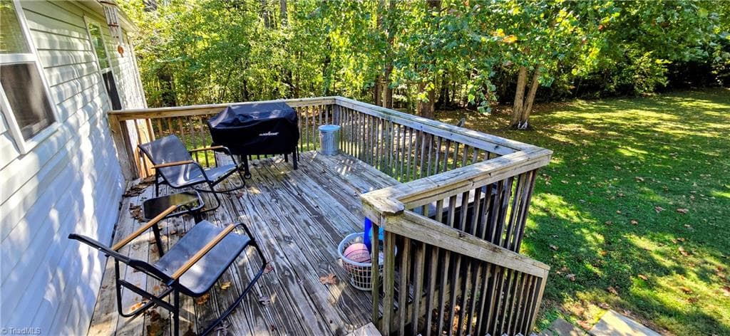 Manufactured Home at 330 Keystone Drive, Summerfield NC 27358, photo 29 of 39