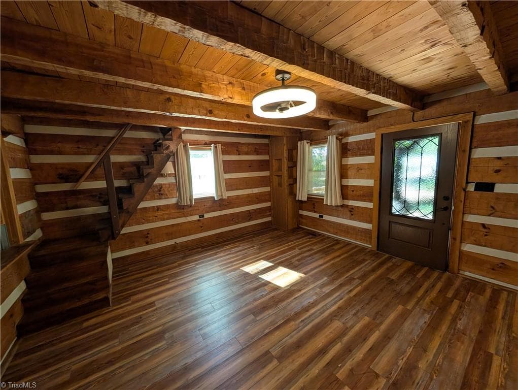 Stick/Site Built at 924 Carter Street, Eden NC 27288, photo 13 of 33