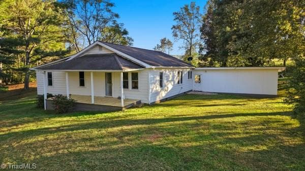 Stick/Site Built at 5352 Wilkes Yadkin Road, Ronda NC 28670, photo 12 of 50