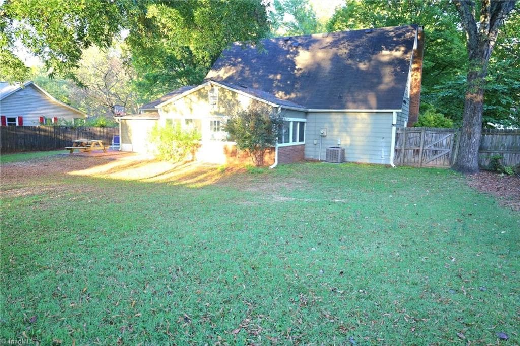Stick/Site Built at 336 Century Boulevard, Kernersville NC 27284, photo 3 of 21