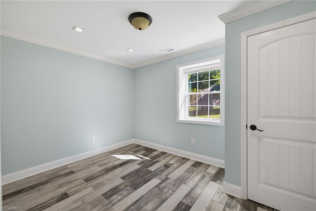 Stick/Site Built at 337 E Rhyne Avenue, Winston-Salem NC 27107, photo 26 of 30