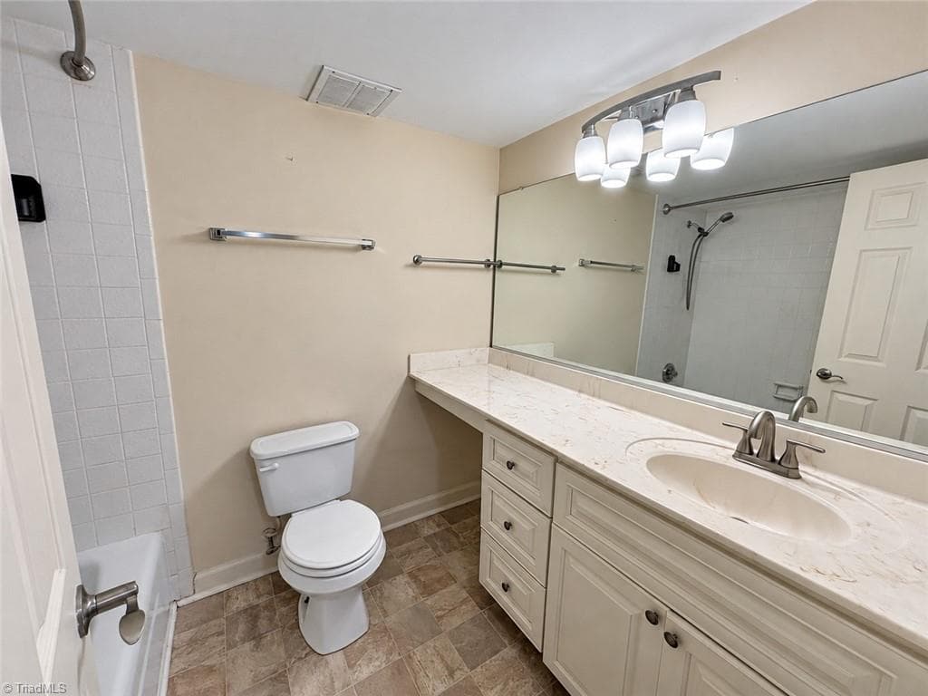 Stick/Site Built at 1510 Benjamin Parkway # C, Greensboro NC 27408, photo 17 of 25