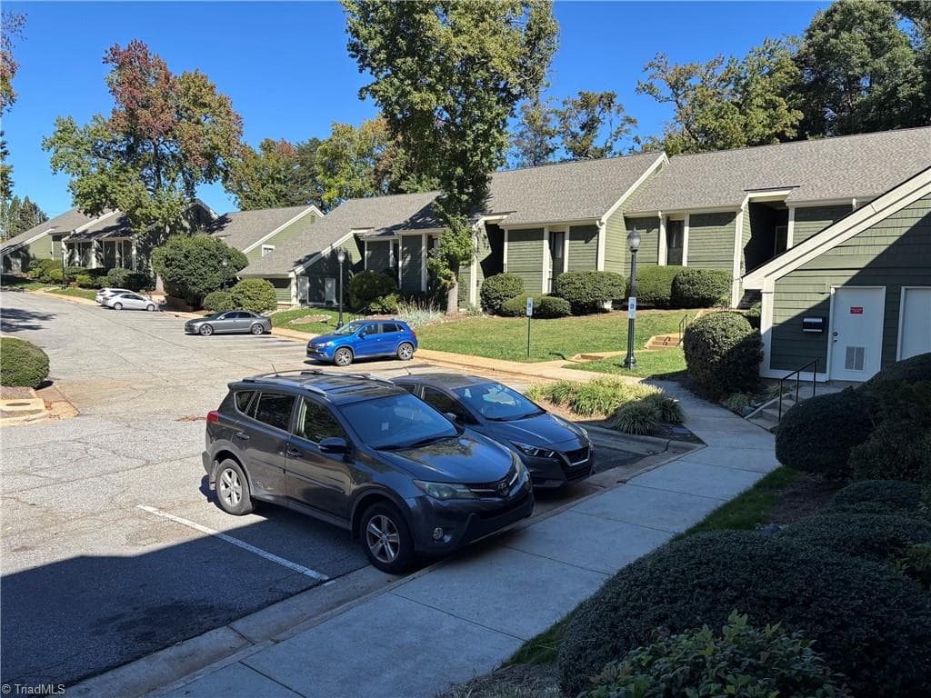 Stick/Site Built at 1510 Benjamin Parkway # C, Greensboro NC 27408, photo 22 of 25