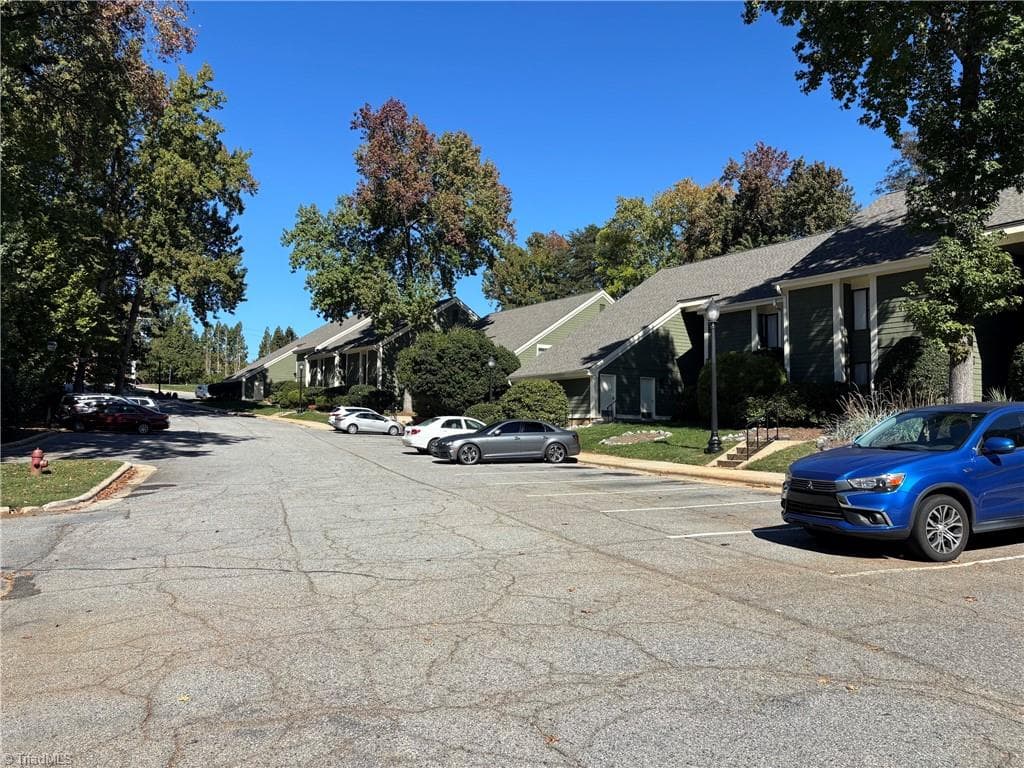 Stick/Site Built at 1510 Benjamin Parkway # C, Greensboro NC 27408, photo 24 of 25