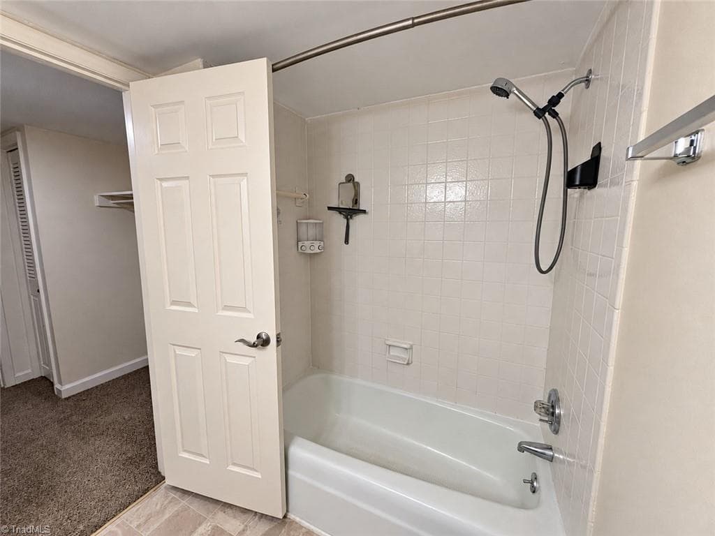 Stick/Site Built at 1510 Benjamin Parkway # C, Greensboro NC 27408, photo 18 of 25
