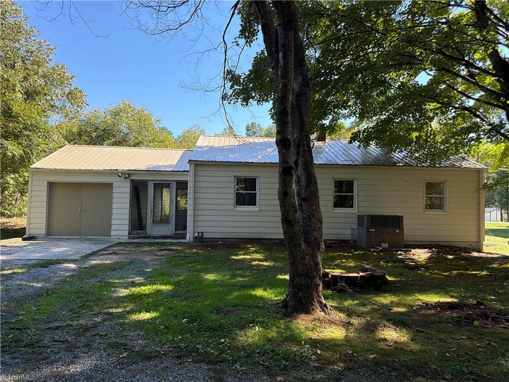 Stick/Site Built at 3511 Helmstetler Road, Lexington NC 27295, photo 17 of 21