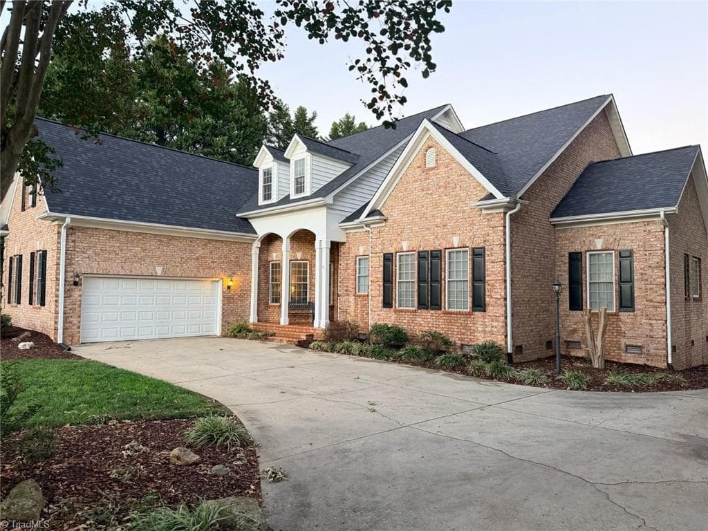 Stick/Site Built at 6102 Morganshire Drive, Summerfield NC 27358, photo 2 of 31