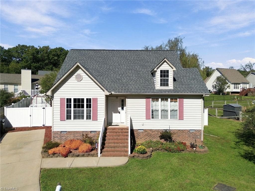 133 Hoskins Circle, Burlington NC 27215