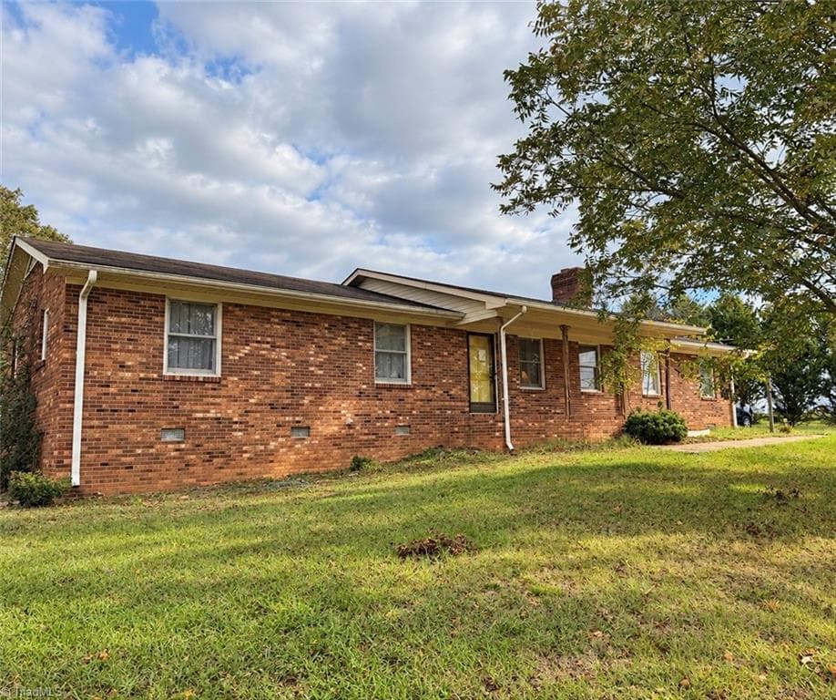 3483 Holloway Church Road, Lexington NC 27292