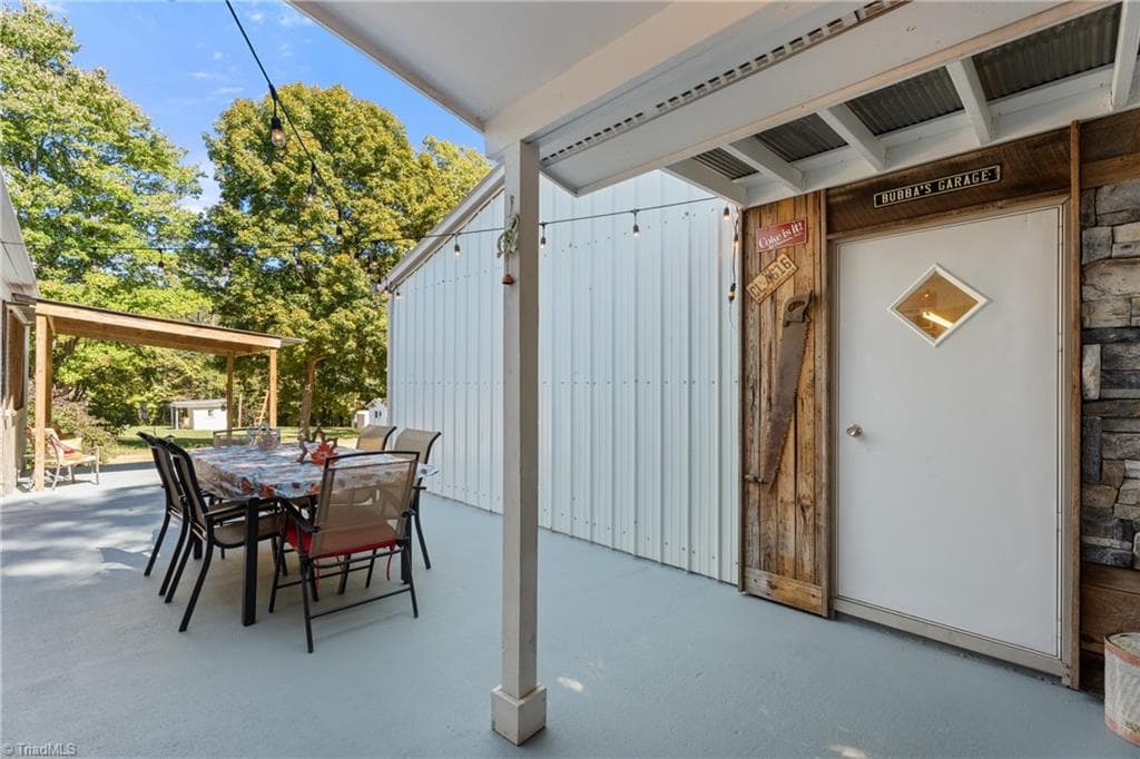 Stick/Site Built at 209 Barney Road, High Point NC 27265, photo 23 of 27