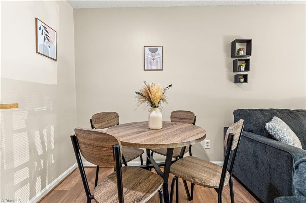 Stick/Site Built at 892 S Ridge Court, Winston-Salem NC 27107, photo 14 of 29