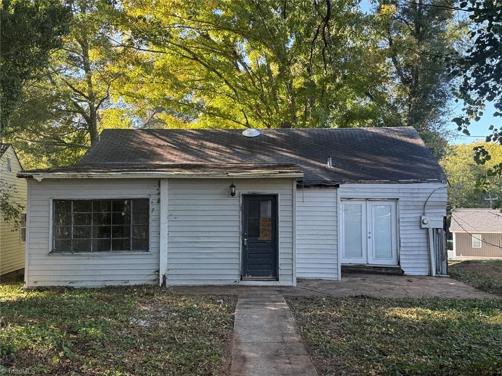 Stick/Site Built at 711 Magnolia Street, Winston-Salem NC 27103, photo 13 of 13