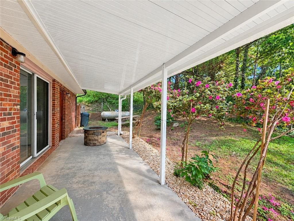 Stick/Site Built at 20 Devonwood Drive, Marion NC 28752, photo 20 of 24