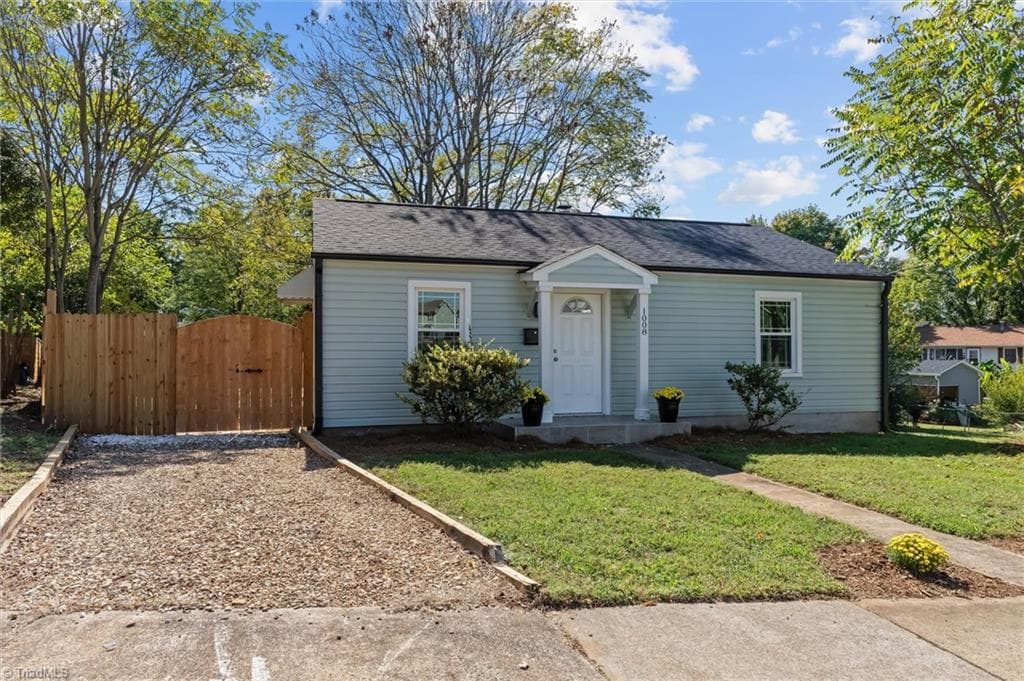 1008 Apple Street, Winston-Salem NC 27101