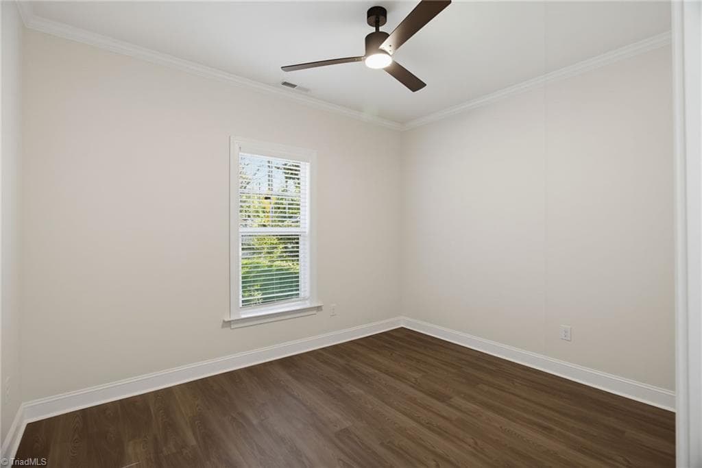 Stick/Site Built at 316 Pickett Place, High Point NC 27262, photo 23 of 33