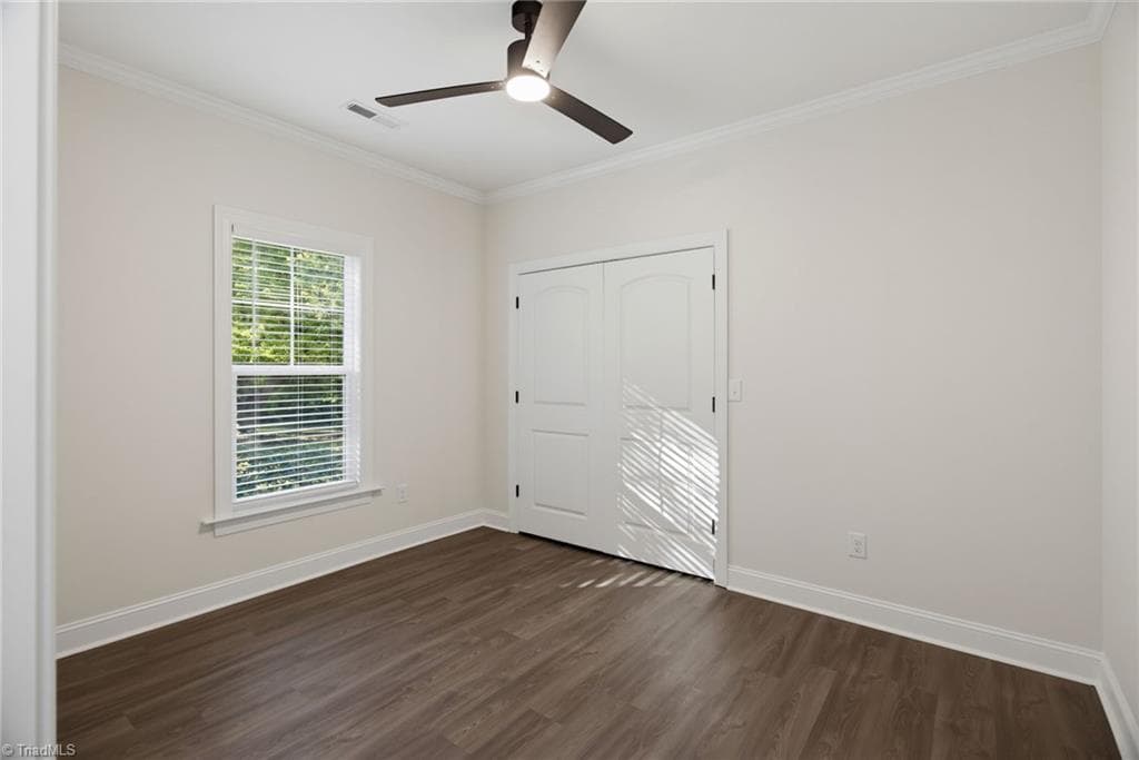 Stick/Site Built at 316 Pickett Place, High Point NC 27262, photo 26 of 33
