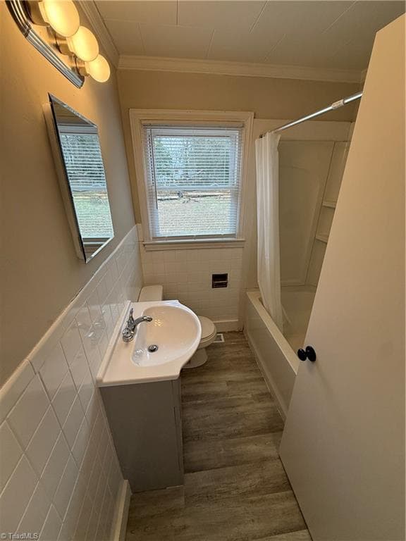 Stick/Site Built at 1923 Dacian Street, Winston-Salem NC 27107, photo 10 of 10