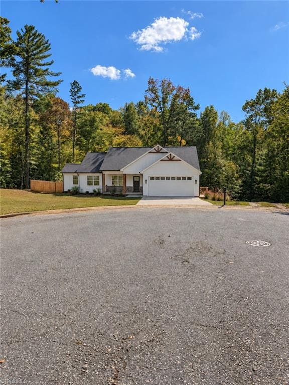 Stick/Site Built at 1222 Summerhill Street SW, Lenoir NC 28645, photo 3 of 29