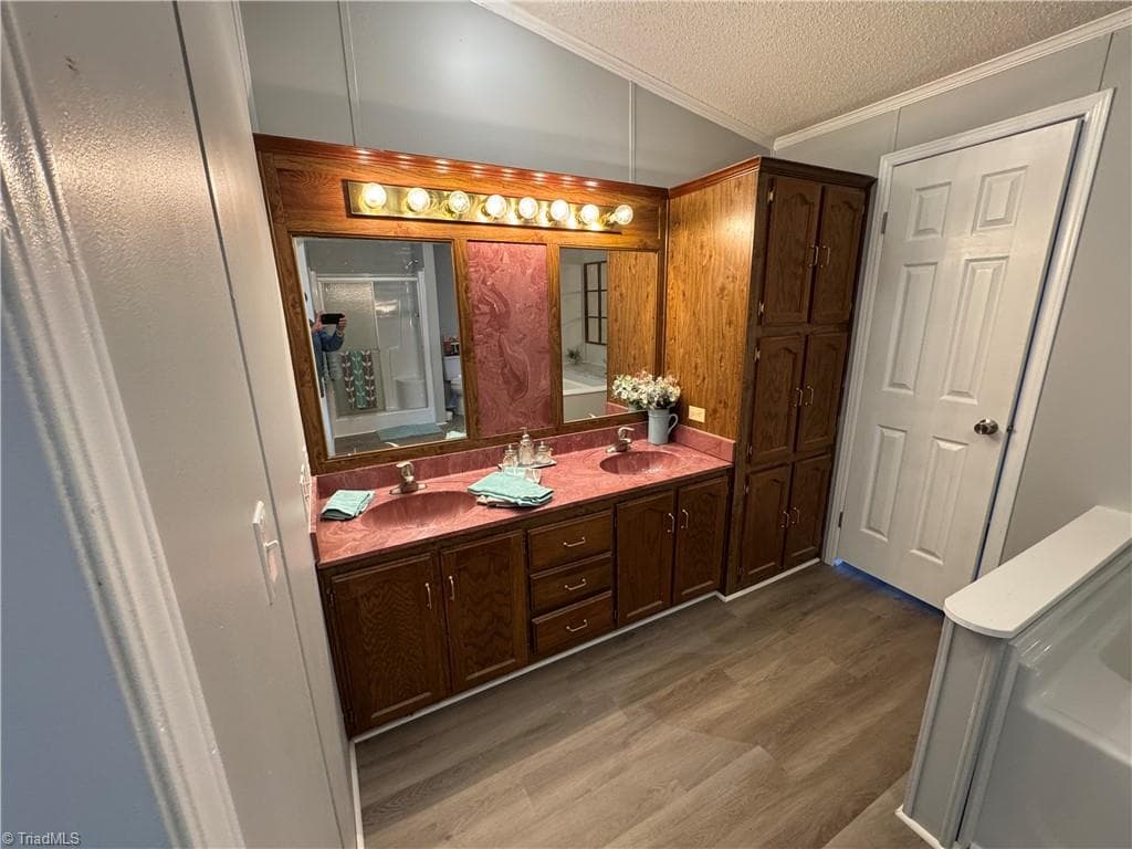 Manufactured Home at 302 Queens Way, Randleman NC 27317, photo 25 of 48