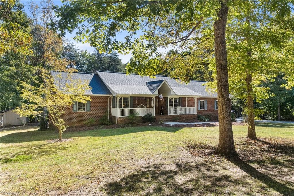 Stick/Site Built at 880 Dykers Creek Road, Lexington NC 27295, photo 2 of 50