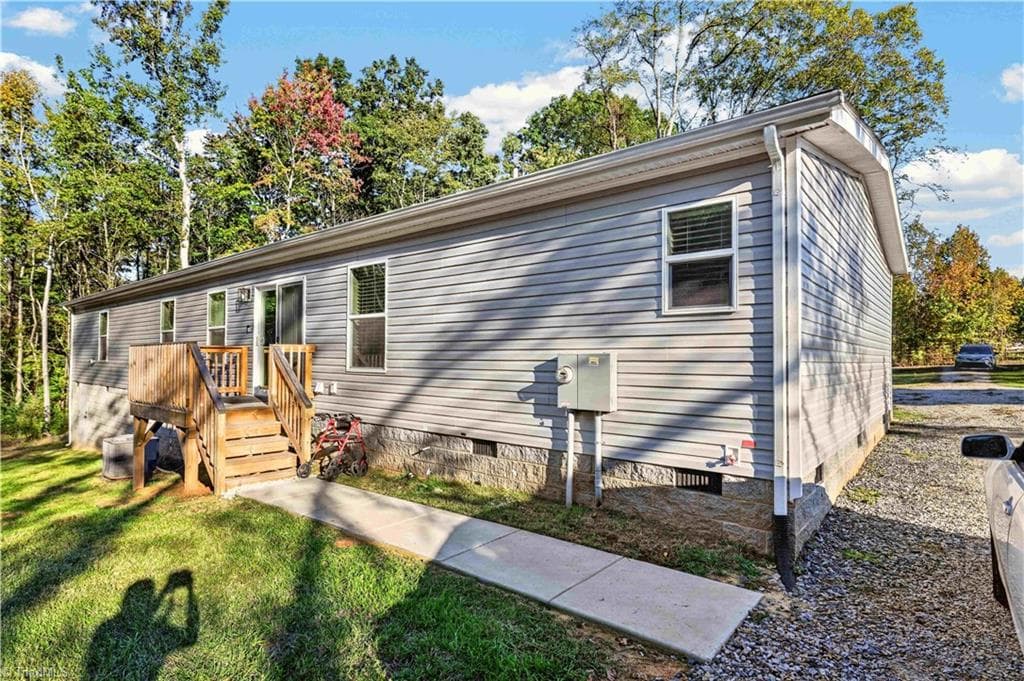 Manufactured Home at 108 green pasture Lane, Ruffin NC 27326, photo 35 of 44