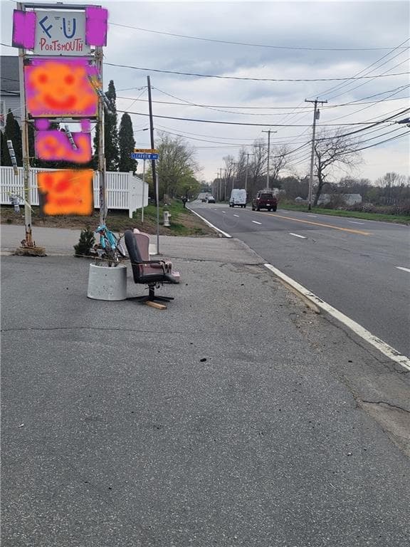 Commercial,Commercial Sale at 1074 East Main Road, Portsmouth, photo 16 of 33
