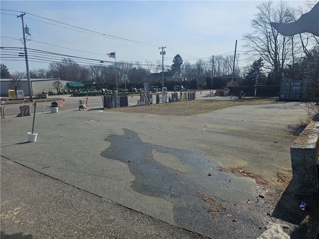 Commercial,Commercial Sale at 1074 East Main Road, Portsmouth, photo 22 of 33