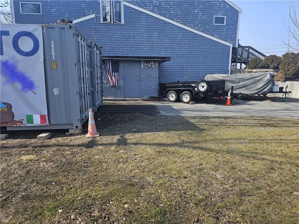 Commercial,Commercial Sale at 1074 East Main Road, Portsmouth, photo 25 of 33