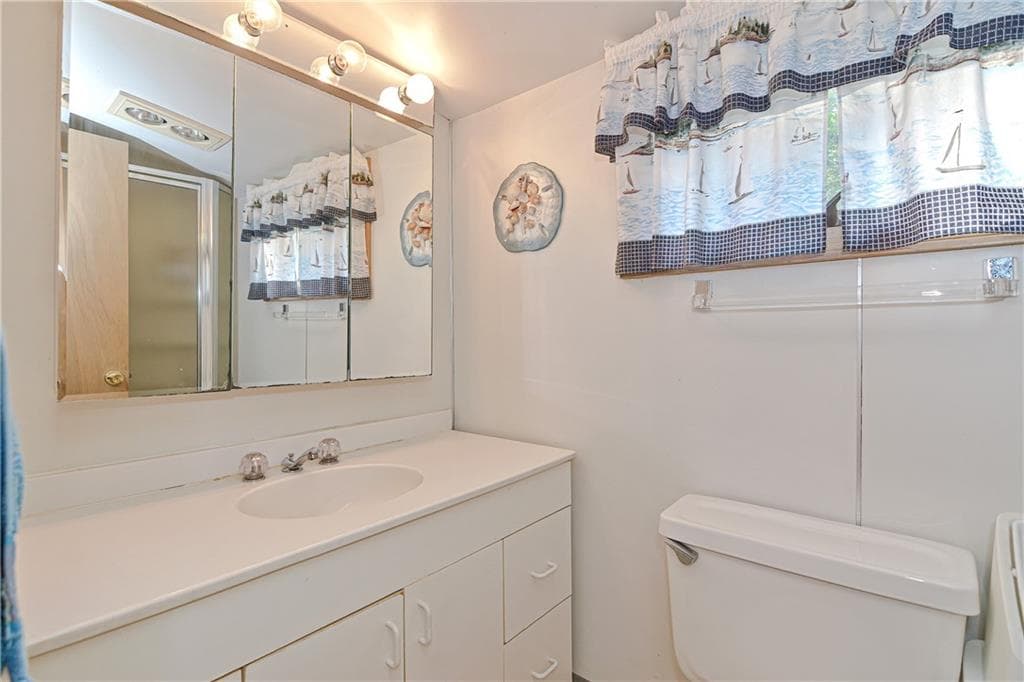 Single Family Residence at 490 Courthouse Lane, Burrillville, photo 20 of 28