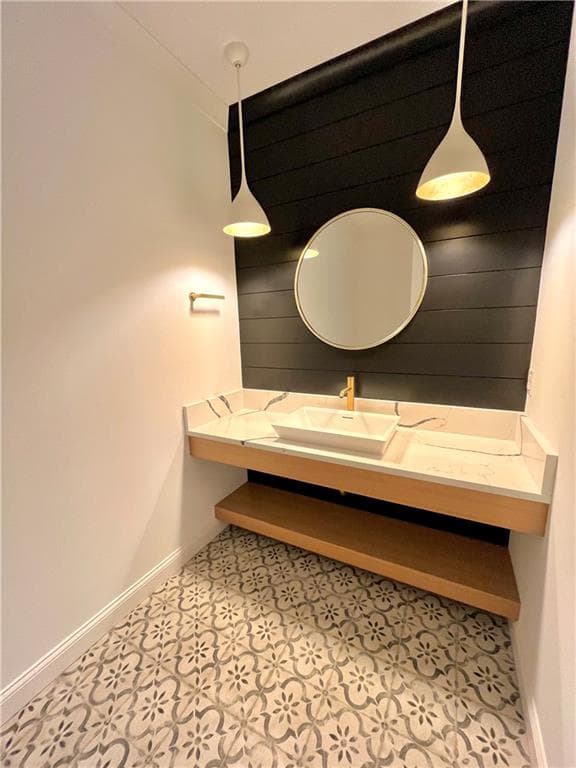 Single Family Residence at 15 Chiswick Road, Smithfield, photo 29 of 50