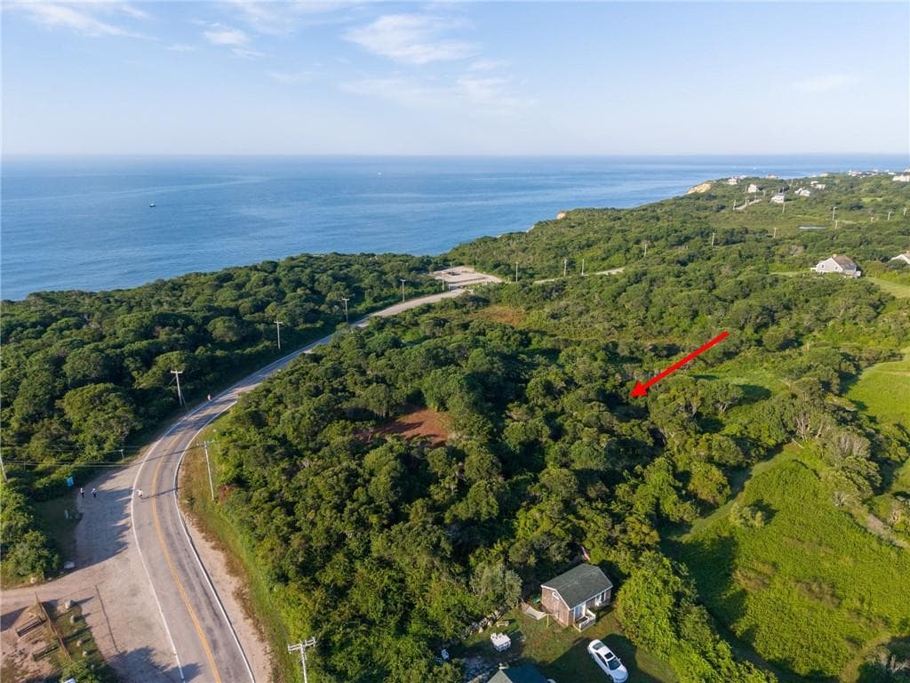 Unimproved Land at 0 Southeast Road, Block Island, photo 4 of 11