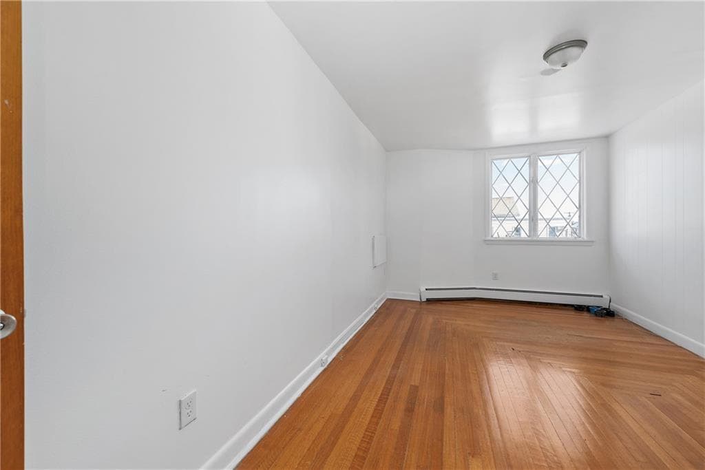 58 Hamlet Avenue photo 28