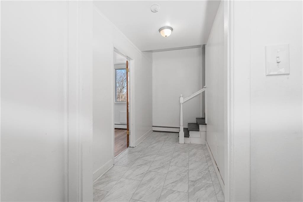 58 Hamlet Avenue photo 19