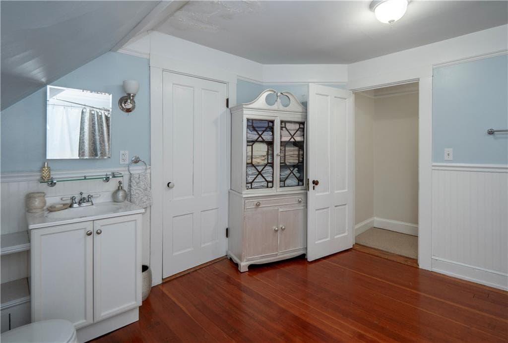1 3 Pell Street photo 41