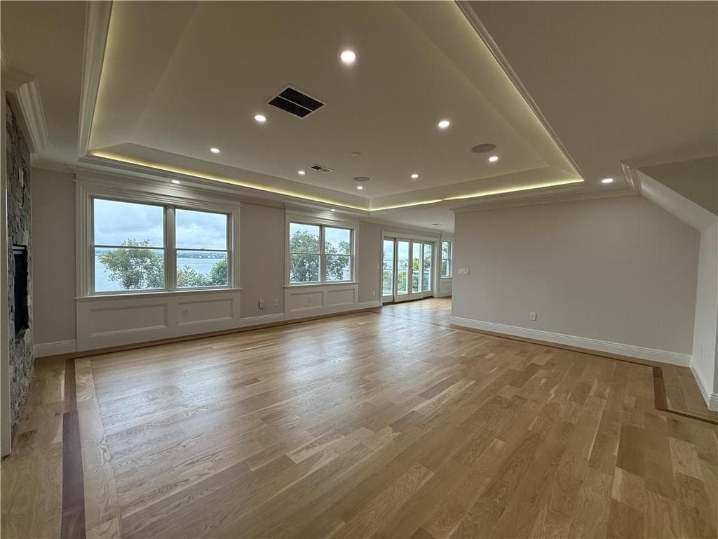 Single Family Residence at 125 Heidi Drive, Portsmouth, photo 23 of 49