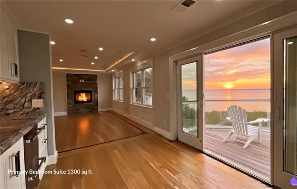 Single Family Residence at 125 Heidi Drive, Portsmouth, photo 6 of 49