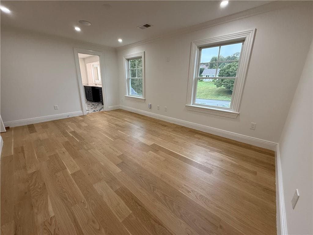 Single Family Residence at 125 Heidi Drive, Portsmouth, photo 12 of 49
