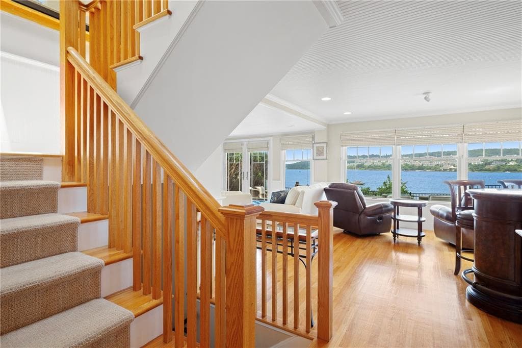Single Family Residence at 169 Narragansett Boulevard, Portsmouth, photo 33 of 50