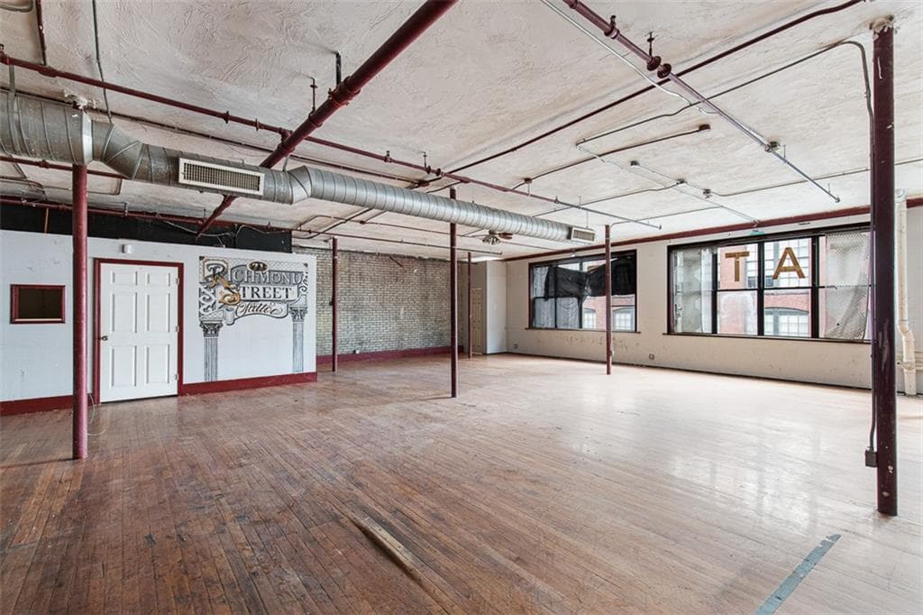 71 Richmond Street photo 22