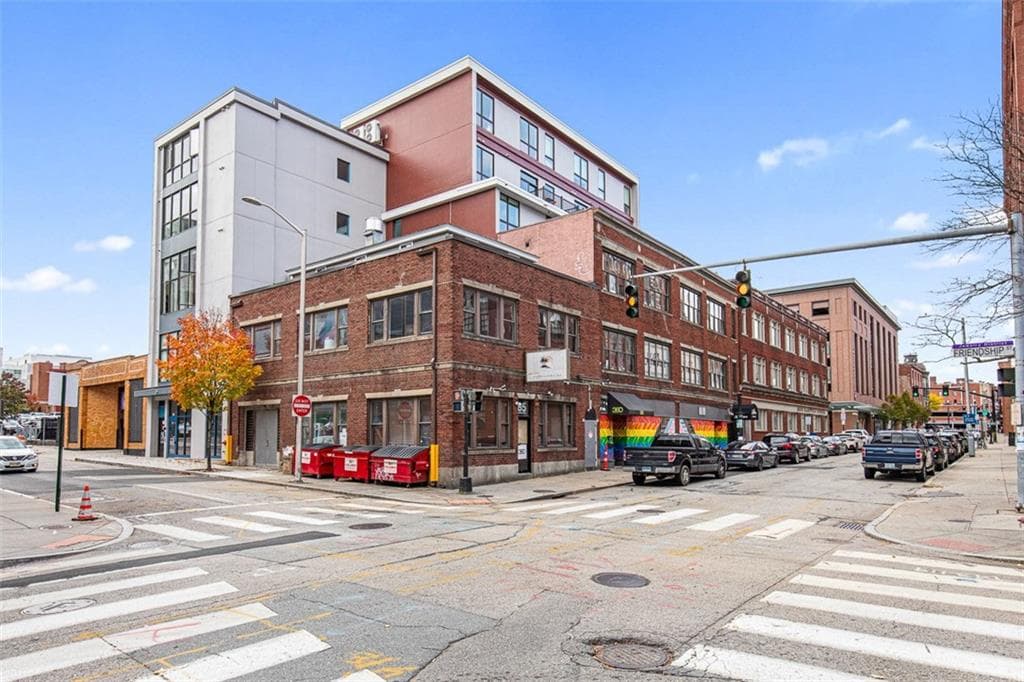 71 Richmond Street photo 4