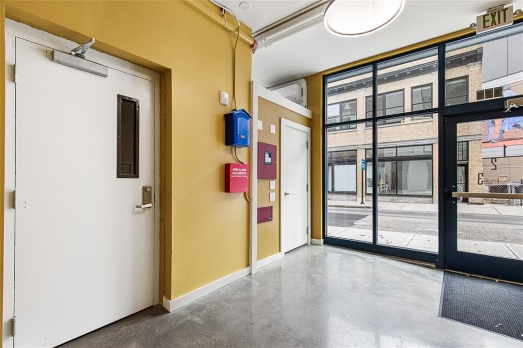 71 Richmond Street photo 8